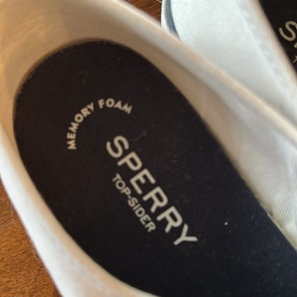 Sperry Top Siders - Picture 6 of 8